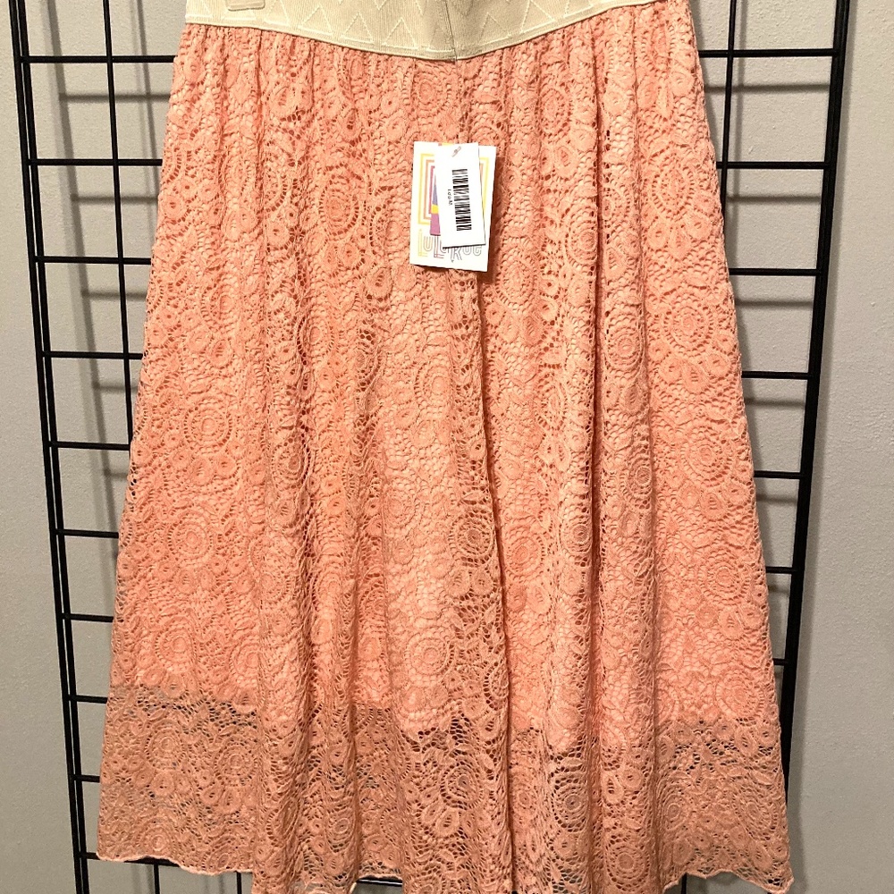 Lula Rue - Picture 2 of 3